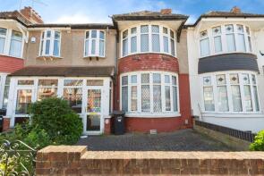 124, Dawlish Drive, Seven Kings, Ilford IG3 9EG