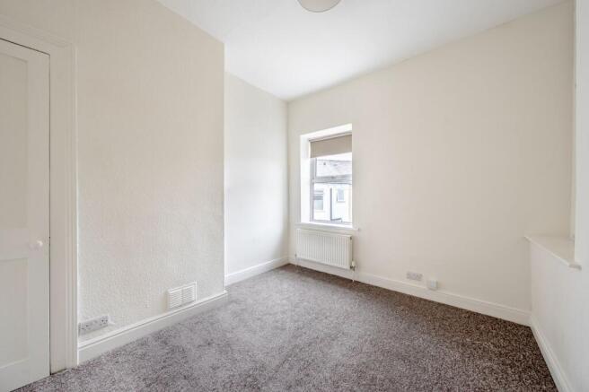 2 bed Terraced to rent Image 9