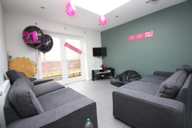 Call 02920 454555 to secure your viewing_11