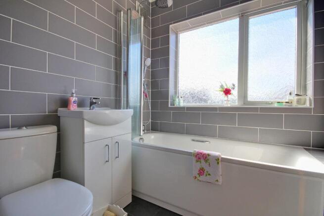 Modern first floor Bathroom