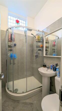 1 bed Flat to rent Image 6
