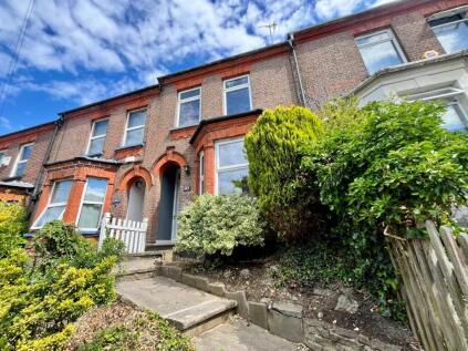 Ashton Road, Luton, Bedfordshire, LU1 3QQ