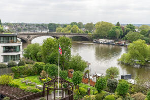 Flat 54, 38 Regatta Point, Kew Bridge Road, Brentford TW8 0EB