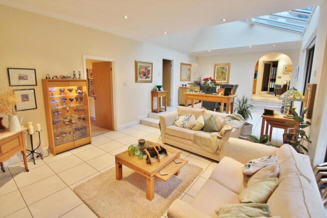 Family Room 2.JPG