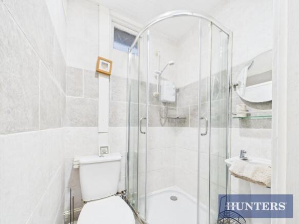 2 bed Chalet for sale Image 7