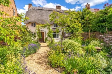Banbury Road, Ettington, Stratford-upon-Avon, Warwickshire, CV37