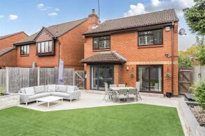 7, St Christopher Avenue, Fareham PO16 7BY
