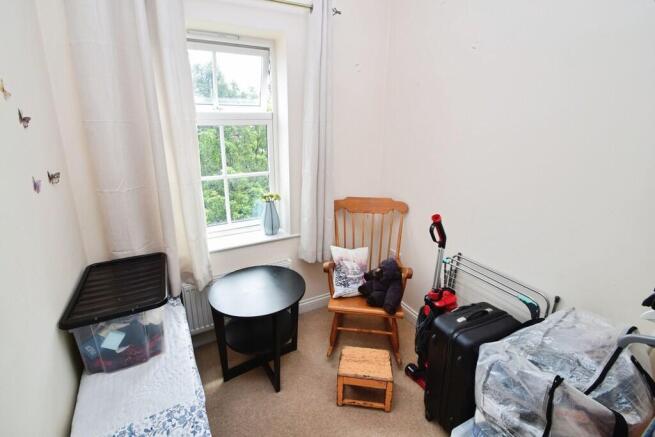 3 bed Terraced for sale Image 8