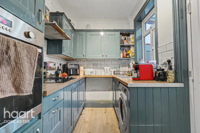 2 bed Terraced for sale Image 9