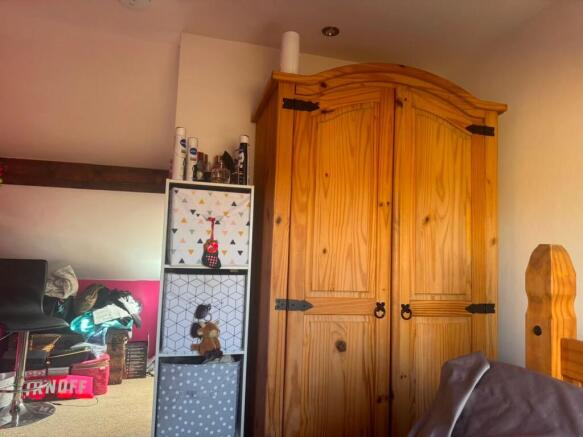3 bed Terraced for sale Image 11