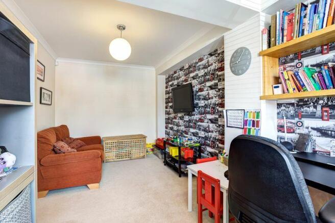 FAMILY ROOM/STUDY