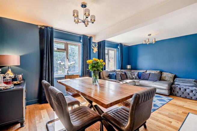 Sitting/Dining Area