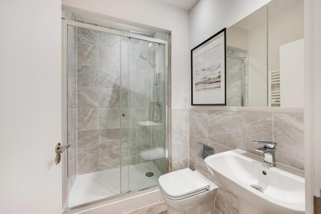 4 bed Detached for sale Image 7