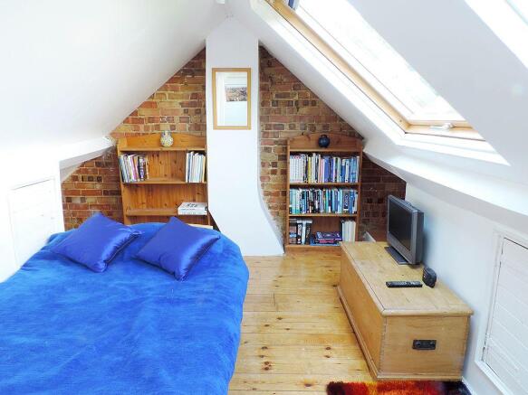 Bedroom3/Loft Room