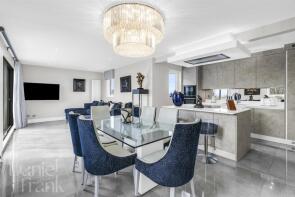35, 50 Churchill Lodge, Savill Row, Woodford Green IG8 0UE