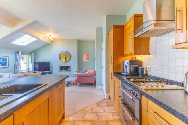KITCHEN / LIVING AREA