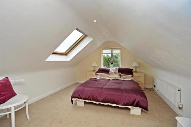 55 Whitnash Road fpz