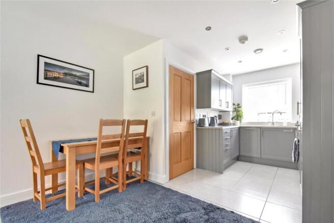 4 bed Terraced for sale Image 6