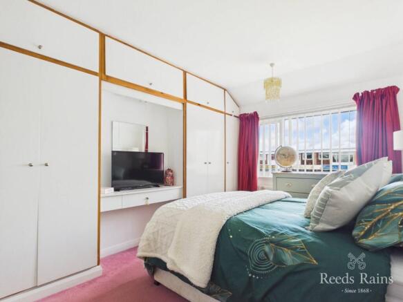 3 bed Semi-Detached for sale Image 5