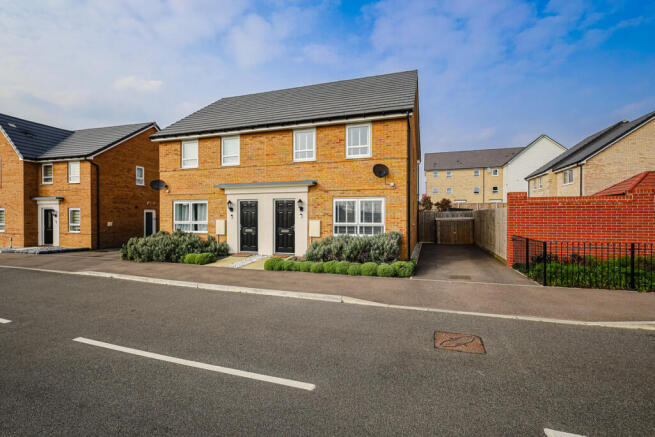 2-bed semi-detached on Admiral Crescent, Hockley, SS5, £375,000