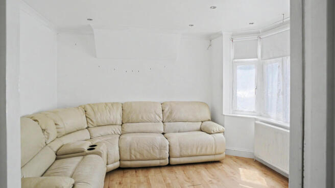 36 Wordsworth Avenue, Greenford, UB6 9AB