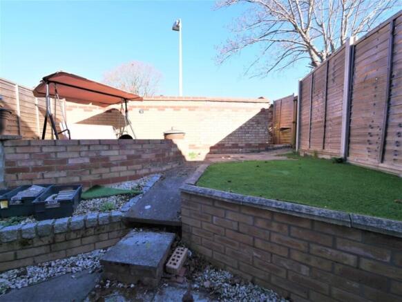 GARDEN1