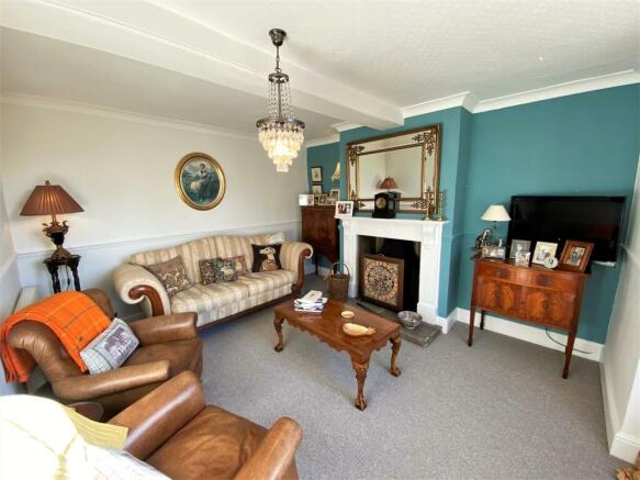 Drawing Room 683