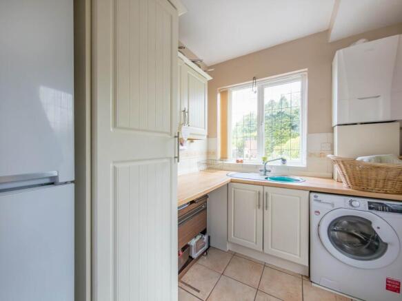 4, Castle Hill Road, Gomersal photo 4
