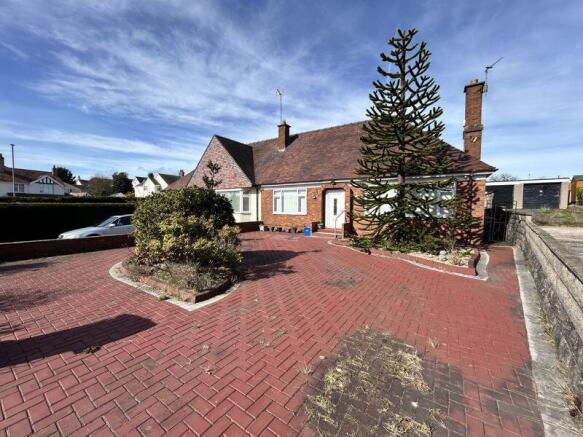 2-bed semi-detached on Marine Road, Penrhyn Bay , £229,950