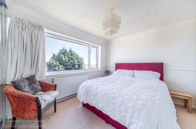 2 bed Terraced for sale Image 10