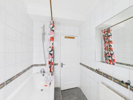 9, Devonshire House, Kilburn High Road, London NW6 7QJ