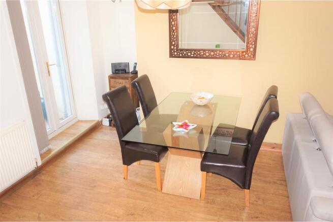 Lounge/Dining Room