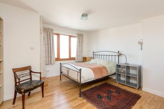 Double Bedroom 1