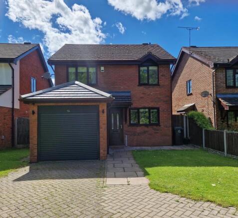 Extended 3 Bedroom Detached House for Sale