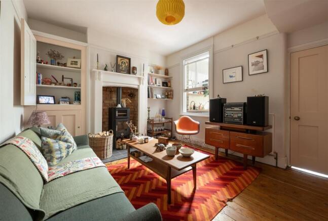 Camden Road, E17
