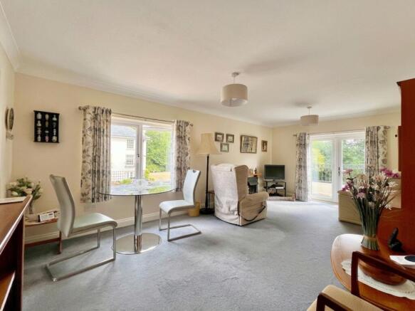 Living dining room