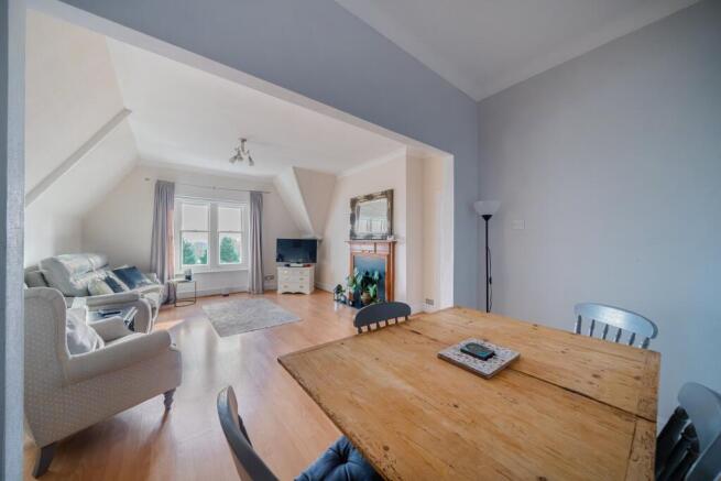 Dining space ()