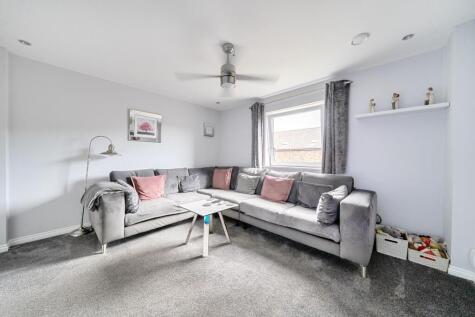 Cumberland Way, Waterlooville