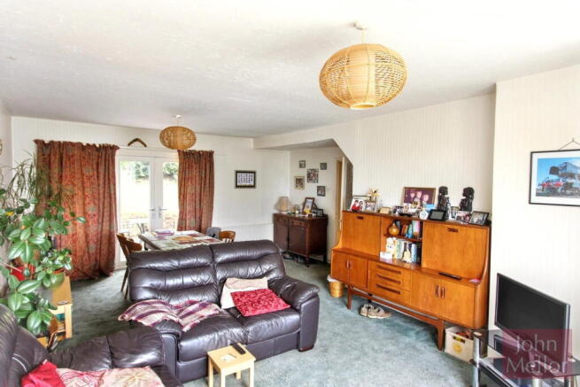 Elmtree Drive, Heaton Norris SK4 2HW photo 4