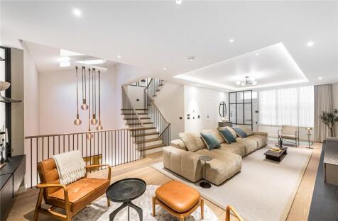 Atherstone Mews, London, SW7