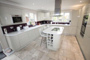 98, Clacton Road, Clacton-on-sea CO16 8PG