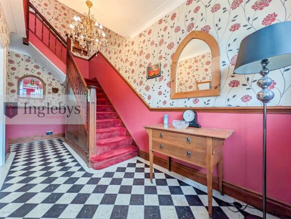 3 bed House for sale Image 5