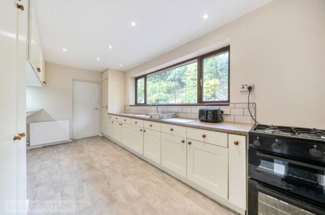 3 bed Detached Bungalow for sale Image 10