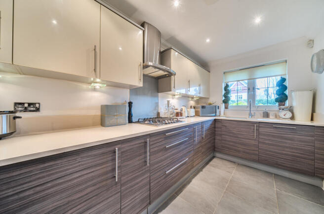 1403957-11-697caf...