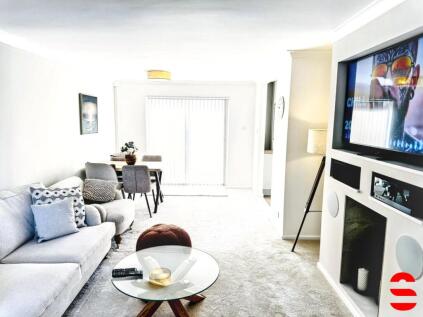 Latimer Walk, Southway, Plymouth, Devon, PL6 6LZ