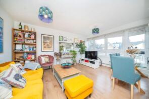 6, Lugard House, Bloemfontein Road, London W12 7BT