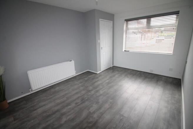 Living Room (2)