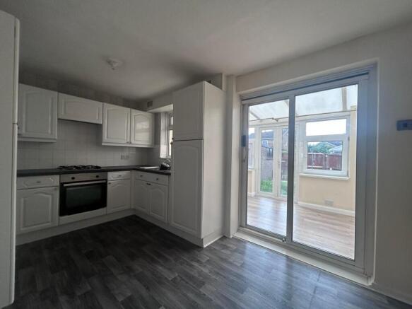3 bed Detached for sale Image 4