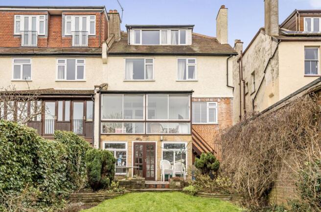 Bedford Avenue, Barnet, EN5 photo 4