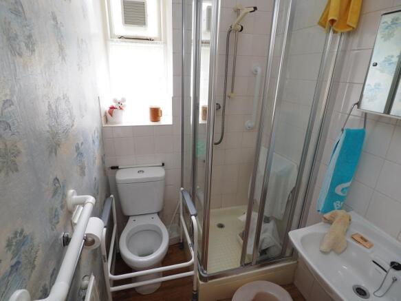 Photo 18